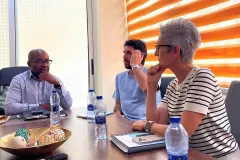 photo_5873078872466115490_d