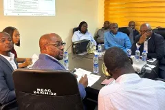 photo_5884448226424244164_T