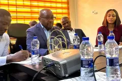 photo_5884448226424244169_P