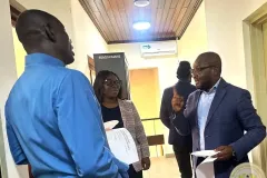 photo_5884448226424244188_M