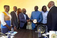 photo_5886700026237929028_5